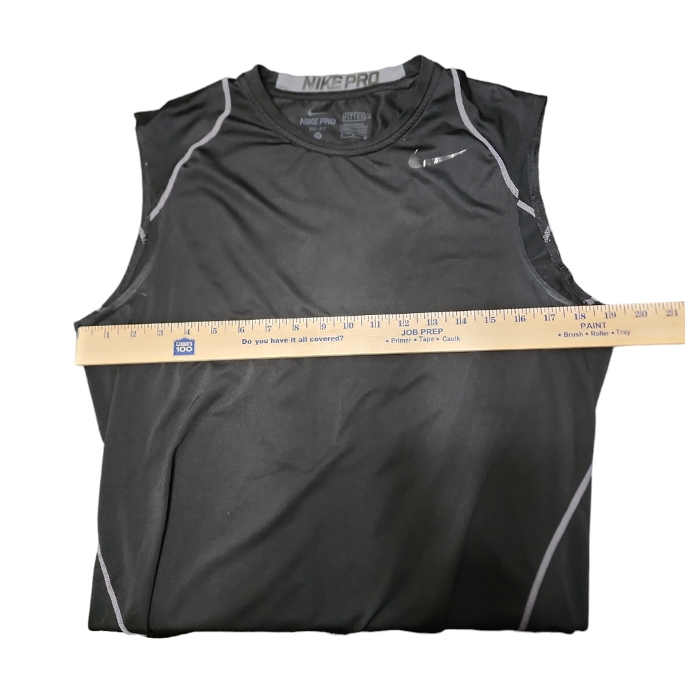 Nike mans dry fit tank top - Picture 5 of 5